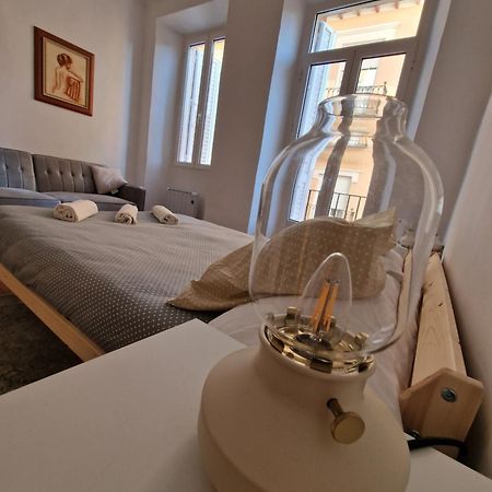 Frailes Apartments Granada Exteriör bild